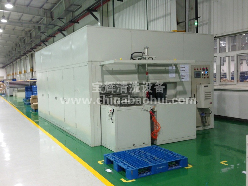 轎車發(fā)動機(jī)缸體專用清洗機(jī)（北汽）