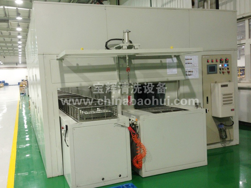 轎車發(fā)動機(jī)缸體專用清洗機(jī)（北汽）